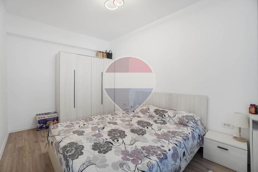 Apartament cu 2 camere semidecomandat, mobilat în Sânpetru