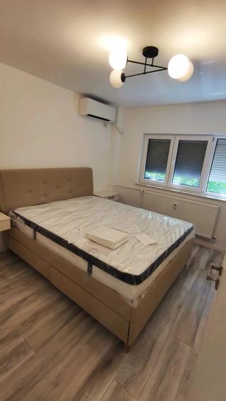 Apartament cu 2 camere decomandat în 1 Mai