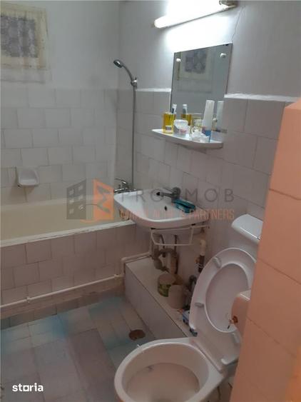 Apartament cu 3 camere decomandat în Dorobanți 1