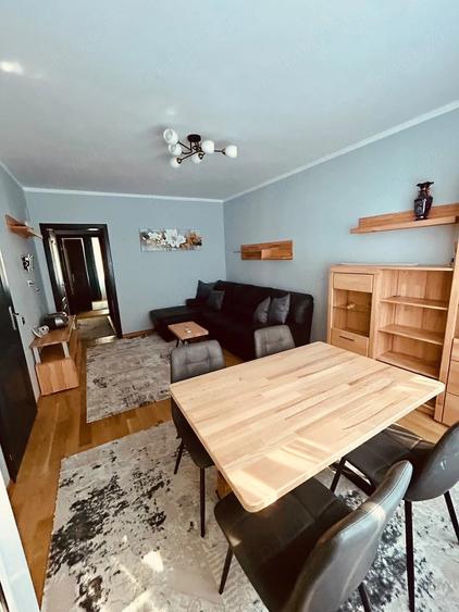 Apartament cu 2 camere semidecomandat în Ultracentral
