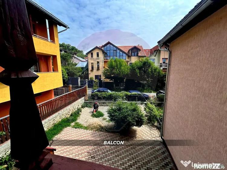 Casă cu 6 camere cu Teren 423 Mp în Valea Roșie