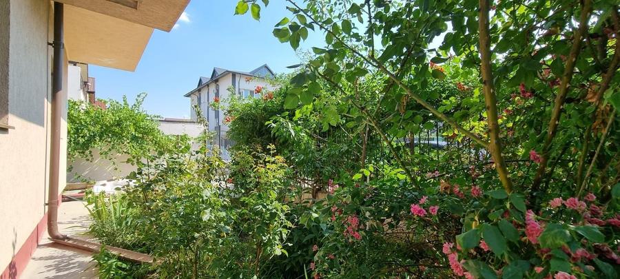 Casă individuală cu 4 camere cu Canalizare în Nord