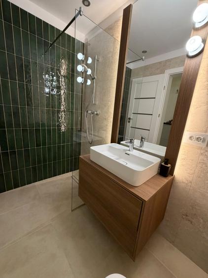 Apartament cu 3 camere decomandat, mobilat în Pipera