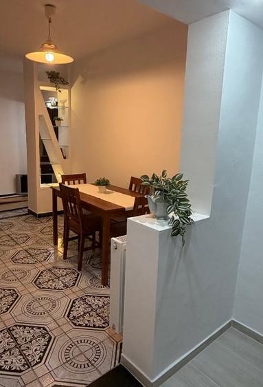 Apartament cu 2 camere decomandat, mobilat în Lipovei