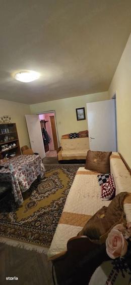 Apartament cu 3 camere decomandat în Tomis Nord