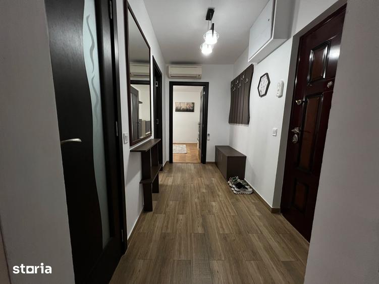 Apartament cu 2 camere decomandat în Delfinariu