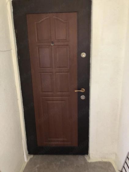 Apartament cu 2 camere semidecomandat în Găvana