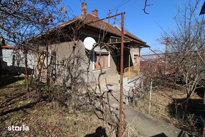 Casă cu 4 camere cu Teren 436 Mp în Hunedoara