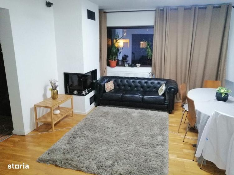 Casă cu 4 camere în Prundu