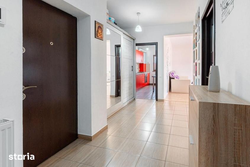 Apartament cu 3 camere decomandat în Sânpetru