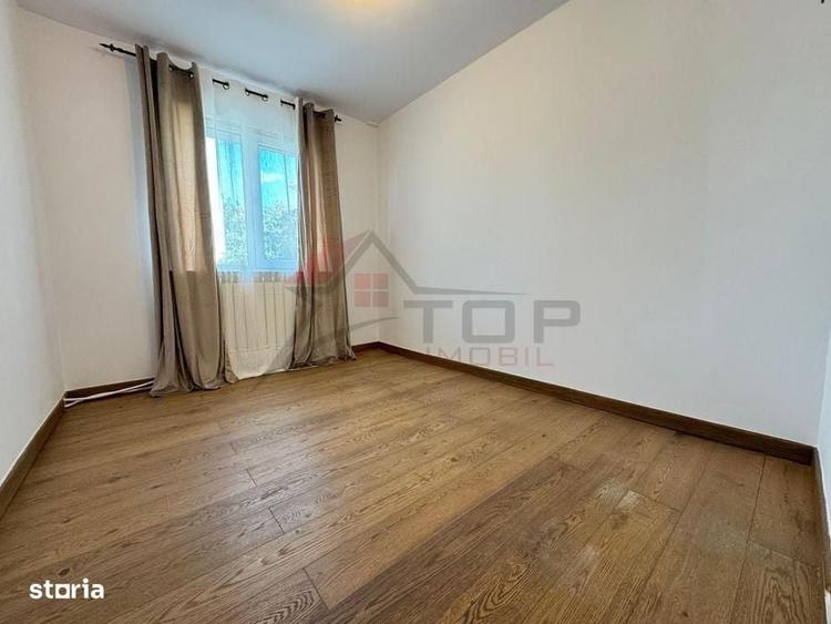 Etaj 2 - Mircea cel Batran, 4 camere cu geam la baie, liber - 4