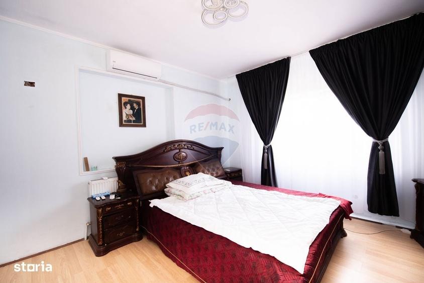 Casă cu 4 camere în Central