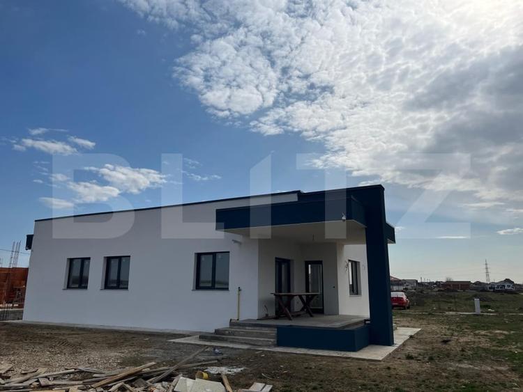 Casă individuală cu 4 camere cu Teren 500 Mp în Sântandrei