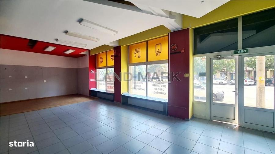 Spatiu comercial, zona Modern la bulevard, vad excelent !! - 1