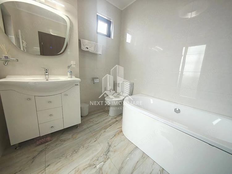 Apartament cu 4 camere decomandat în Central
