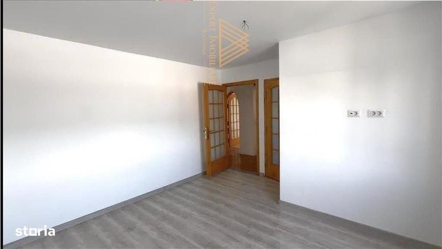 Apartament cu 4 camere în Obcini