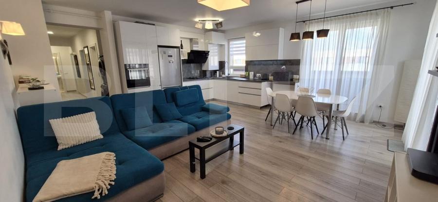 Apartament cu 3 camere decomandat, mobilat în Libertății