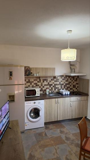 Inchiriez apartament BLOC NOU - 11
