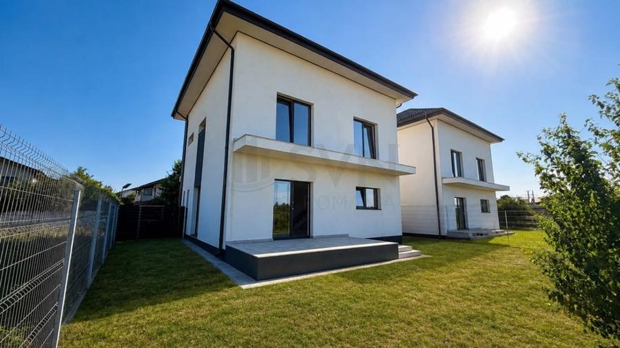 Casă individuală cu 7 camere cu Canalizare în Corbeanca