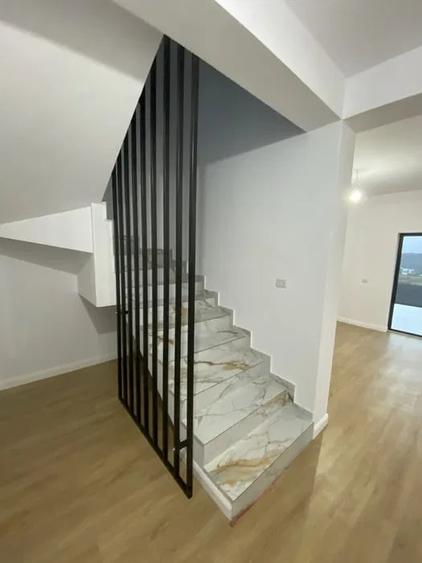 CASA INDIVIDUALA , 4 CAMERE, VALEA ADANCA, 5 DRUMURI - 5