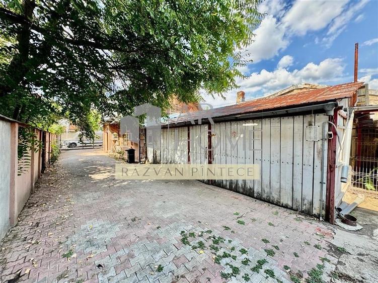Casă individuală cu 2 camere cu Canalizare în Malu Roșu