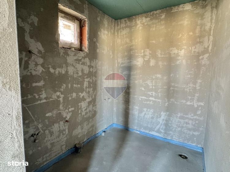 Casă cu 4 camere în Livada de Bihor
