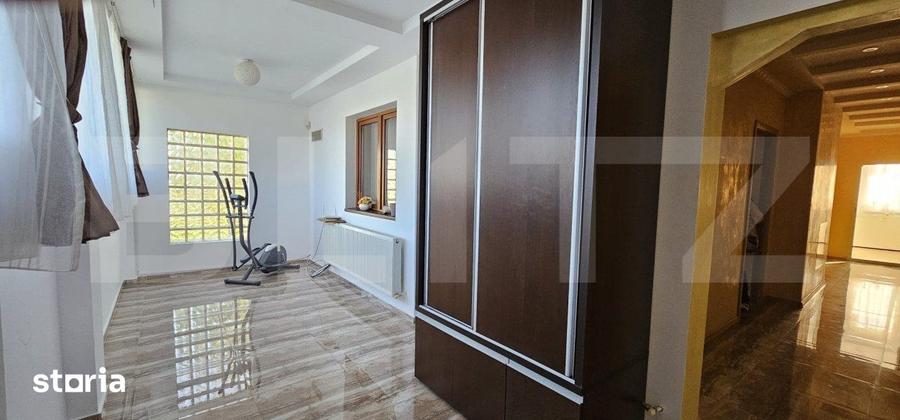 Casă cu 5 camere cu Teren 1300 Mp în Răzvad