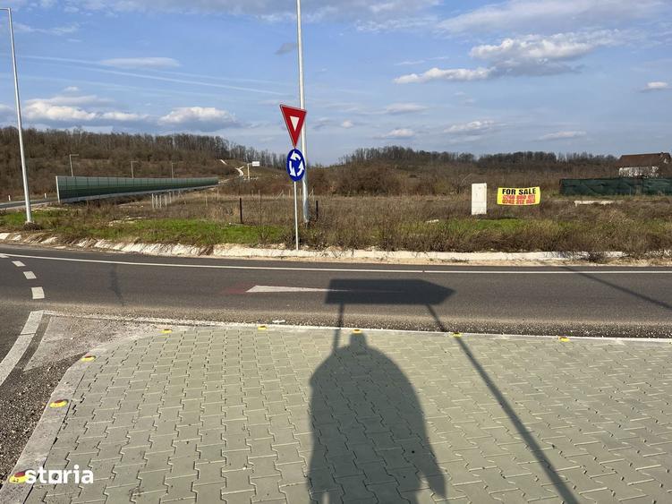 Teren de 2290 mp, în Central
