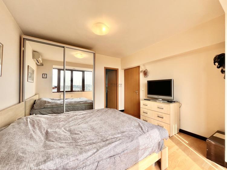 Apartament cu 3 camere semidecomandat, mobilat în Tineretului