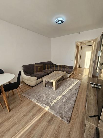 Apartament cu 2 camere decomandat, mobilat în Central