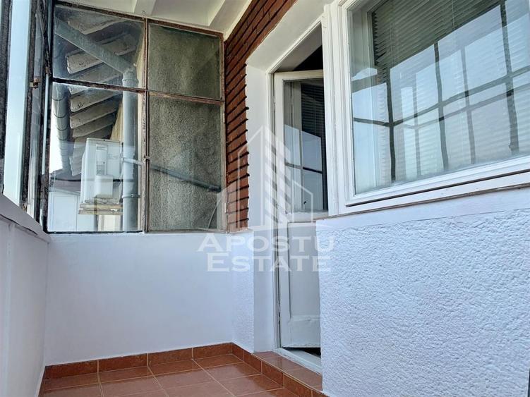 Apartament cu 2 camere decomandat, mobilat în Steaua