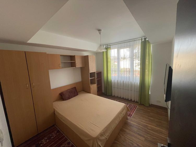 Apartament cu 2 camere decomandat în Păcii