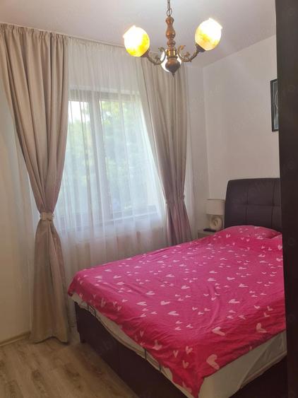 Apartament cu 2 camere decomandat, mobilat în Central