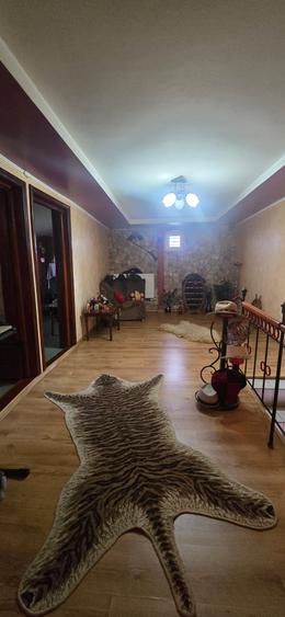 Casă cu 5 camere cu Teren 123 Mp în Coiciu