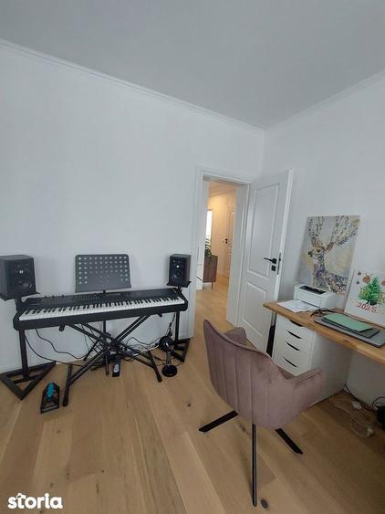 Casă cu 4 camere cu Teren 434 Mp în Central