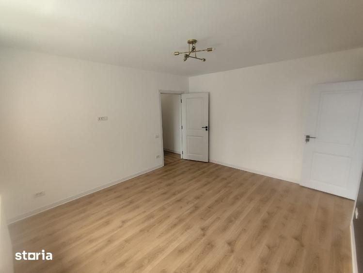 Apartament cu 3 camere în 1 Mai