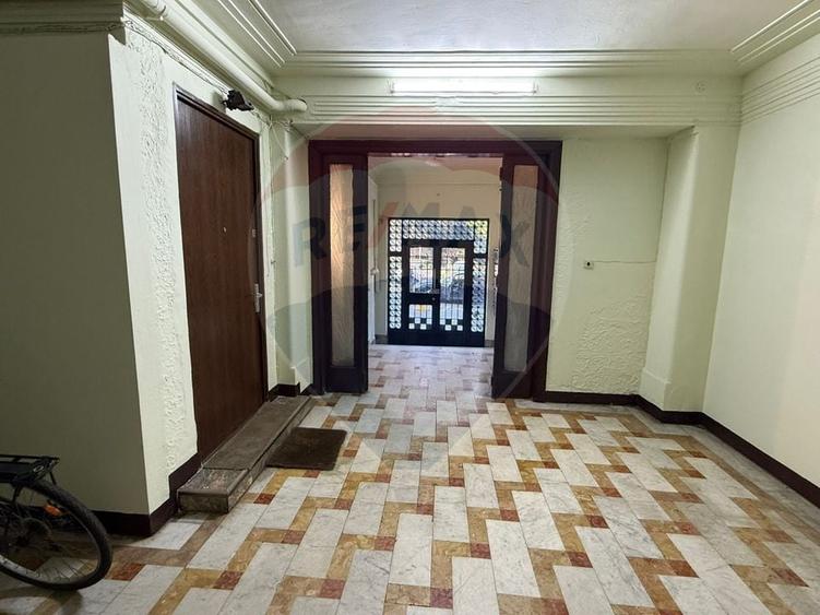 VANZARE Garsoniera in zona Unirii - 18