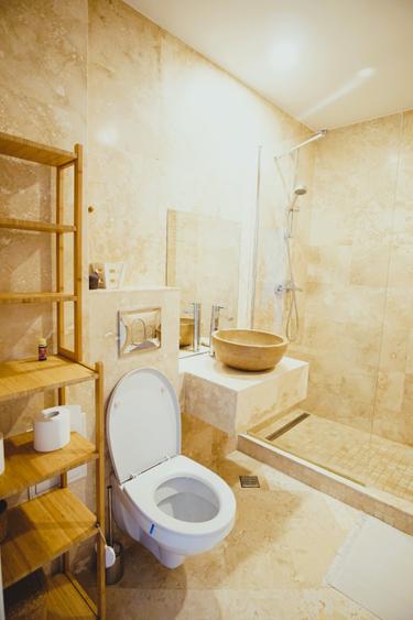 Apartament cu 2 camere semidecomandat în Vitan Mall