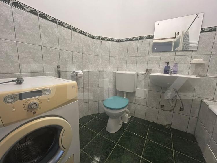 Apartament Spațios, 2 camere, decomandat, Zona Ultracentral - 7