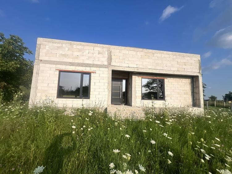 Casa de vanzare, Viforita, Valea Sasului. - 1