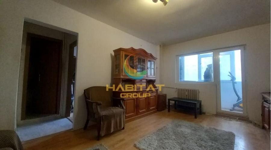 Apartament cu 4 camere semidecomandat în Brâncoveanu