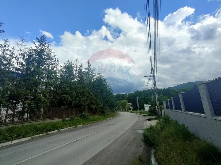 Teren Construcții intravilan de 613 mp, în Sadu