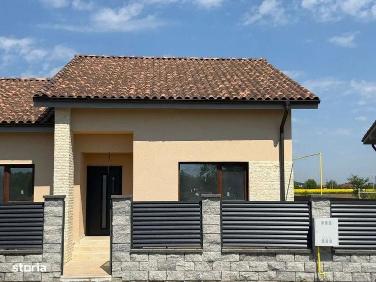Casă cu 4 camere în Poșta