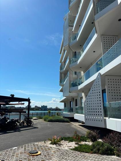 2 CAMERE LUX | VEDERE FRONTALĂ LA LAC - MAMAIA / LAKE ON - 18