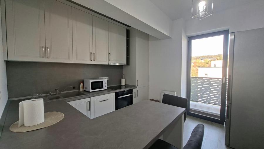 Apartament cu 2 camere decomandat în Tudor