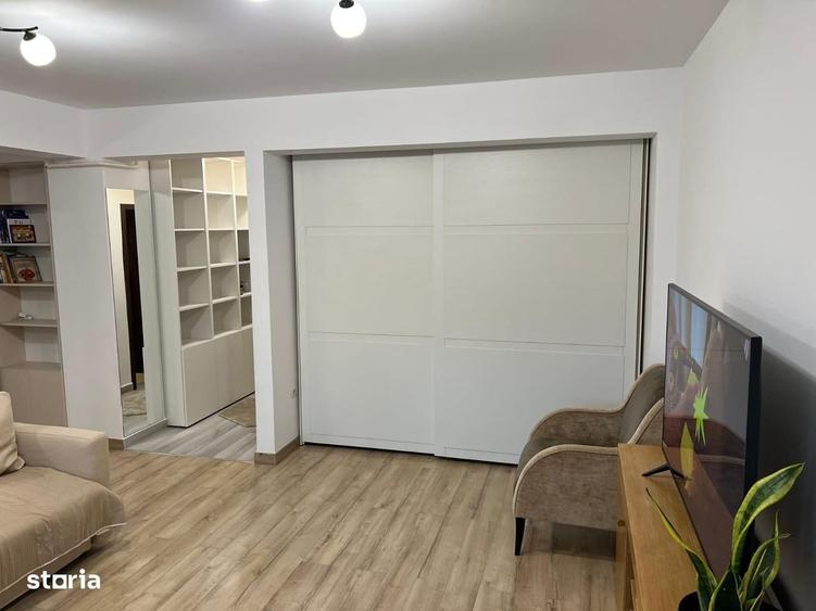 Apartament cu 2 camere semidecomandat în Valea Adâncă
