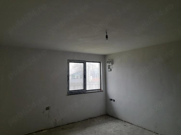 Casă cu 1 camere cu Teren 1055 Mp în Tufești