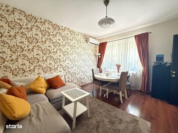 Casă cu 4 camere în Vatra Luminoasă