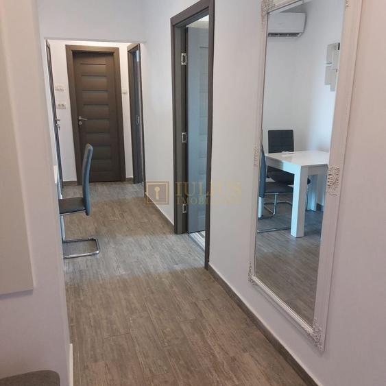 Apartament cu 3 camere decomandat, mobilat în Complex Studențesc
