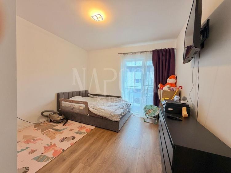 Apartament cu 3 camere semidecomandat în Florești